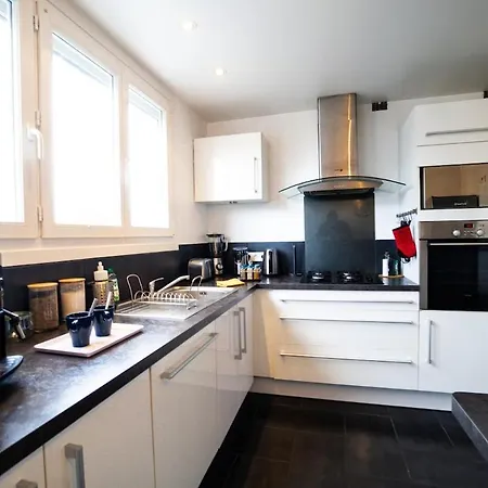 Bright Modern, Near Center And 10 Min From Beaches * Brest